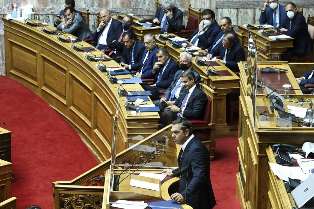 Τσίπρας – Μητσοτάκης: Δύο κρίσιμα ραντεβού στη Βουλή για τις υποκλοπές και τις… εκλογές