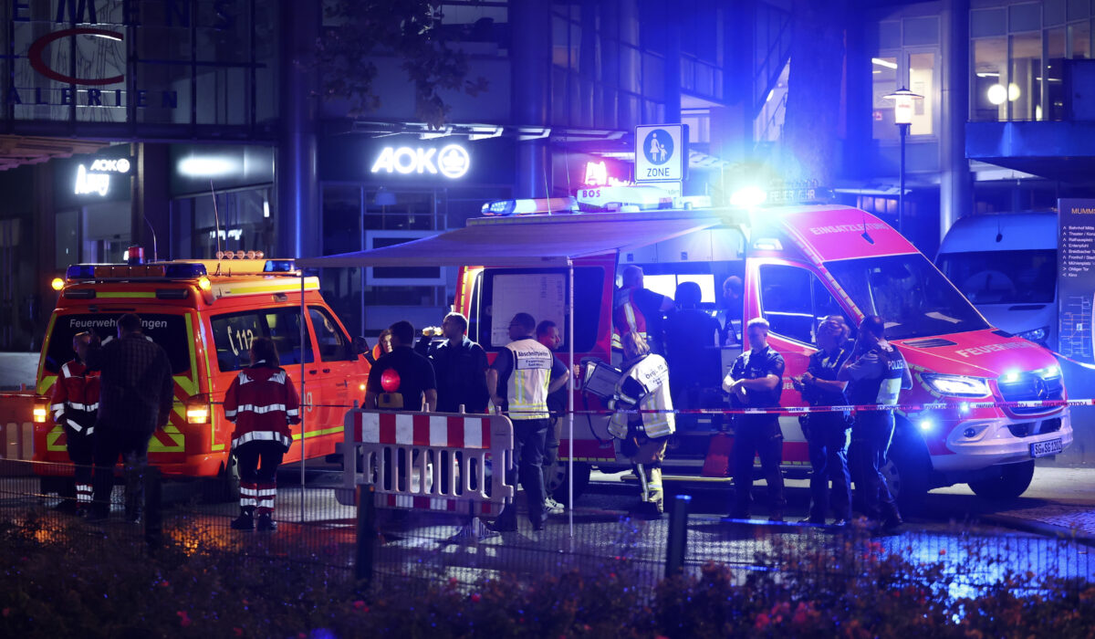 Μακελειό σε φεστιβάλ στη Γερμανία: Ψάχνουν παντού τον δράστη της επίθεσης – Σοκάρουν οι μαρτυρίες