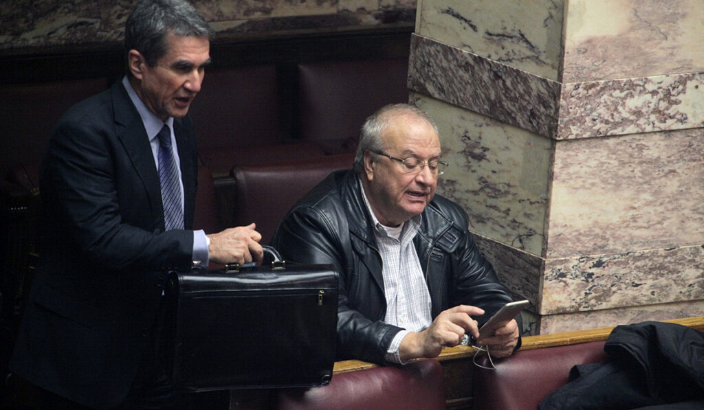Ο Γρηγοράκος στηρίζει Λοβέρδο για τις εκλογές του ΚΙΝΑΛ