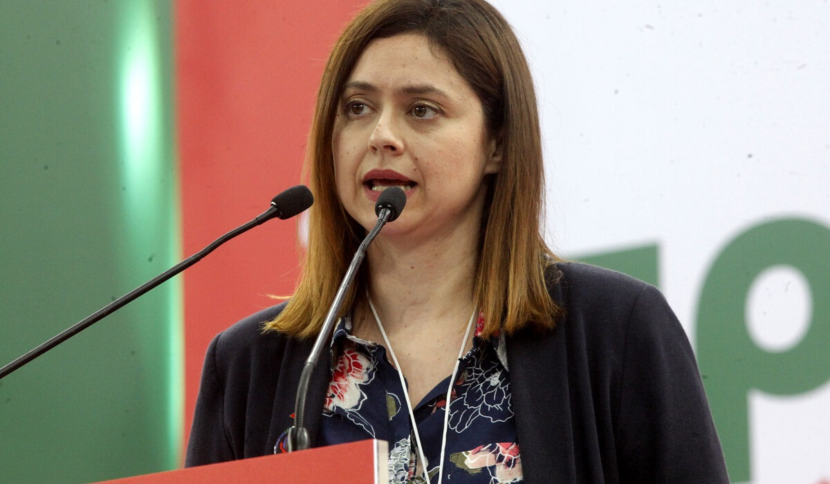 Η Ζέφη στο Μαξίμου Α.Ε. – Ο Μητσοτάκης λεηλατεί το ΠΑΣΟΚ – Ο Ανδρουλάκης παρακολουθεί αμήχανος!