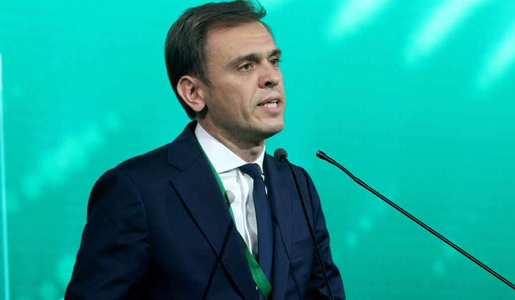 Μάντζος για παρακολουθήσεις: «Πόσα γνώριζε ο Έλληνας πρωθυπουργός και από πότε;»