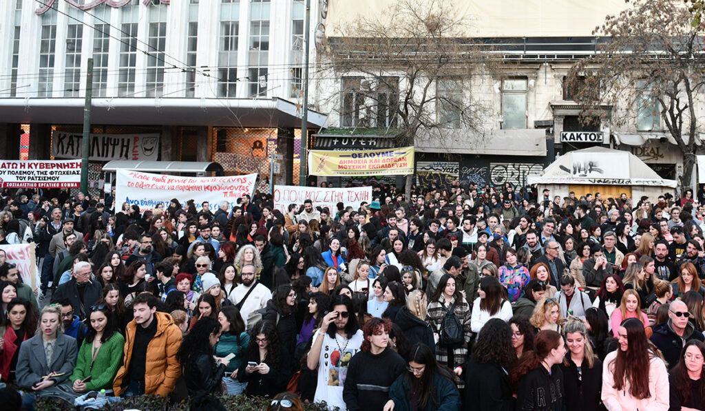 Κλιμακώνει τις κινητοποιήσεις του το ΣΕΗ: «Δεν είμαστε 2 μήνες στον δρόμο για 179 ευρώ»