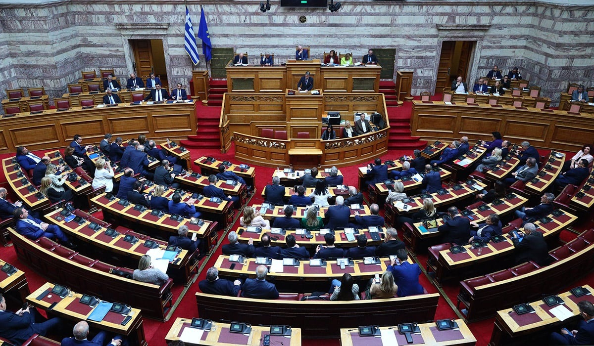 «Κλειδώνει» η αλλαγή του εκλογικού νόμου με κατώφλι 5% για είσοδο στη Βουλή