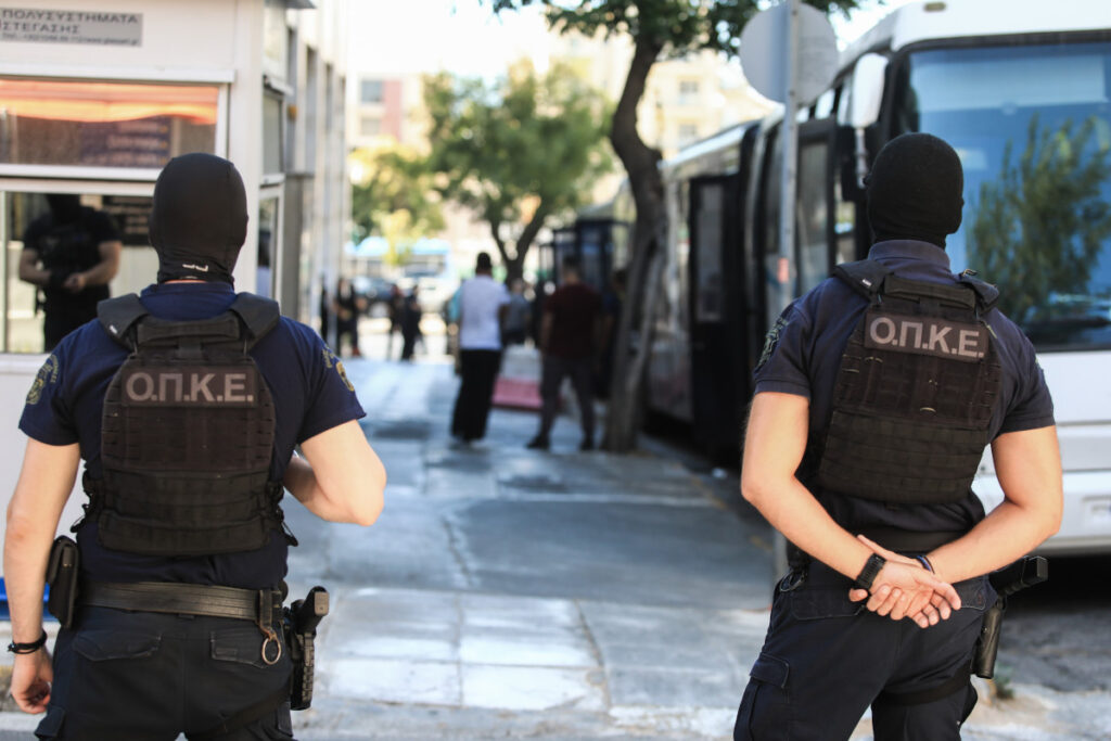 Περιστέρι: Ταυτοποίησαν τους τρεις νεαρούς που έστειλαν στο νοσοκομείο 18χρονο επειδή ήταν… άλλη ομάδα