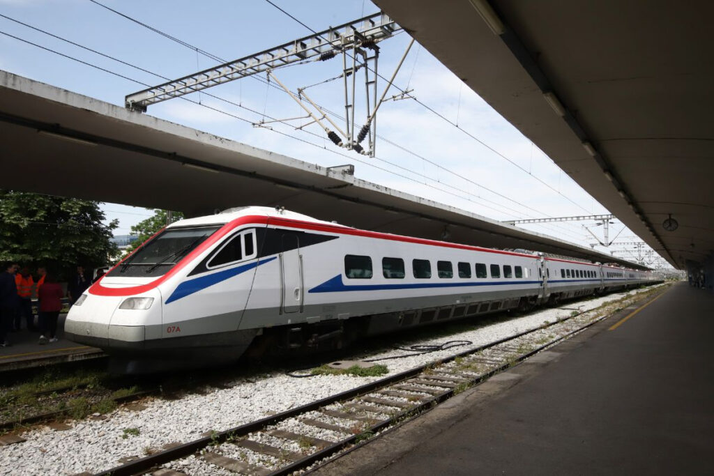 Hellenic Train: Κανονικά τα δρομολόγια των τρένων – Κρίθηκε παράνομη η στάση εργασίας