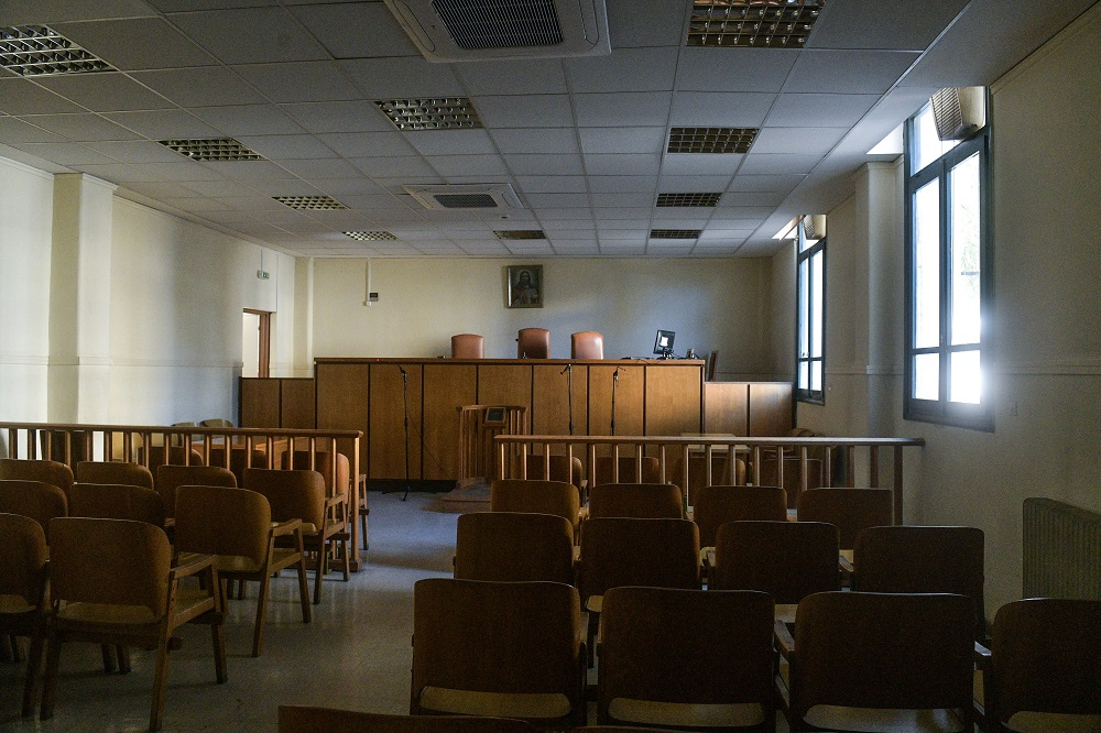 Σε αποχή οι δικηγόροι της Αθήνας την πρώτη ημέρα επαναλειτουργίας των δικαστηρίων