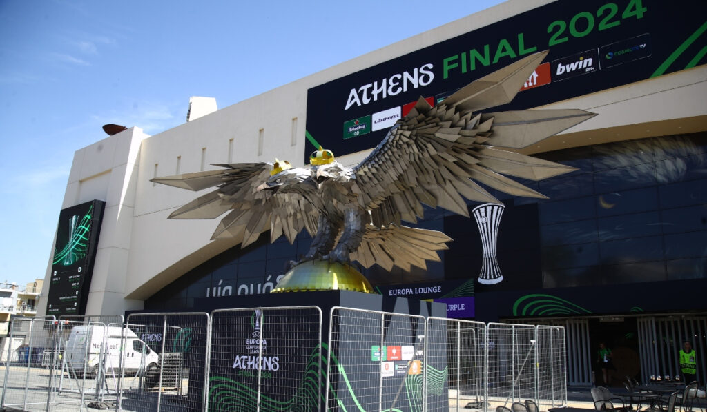 Τελικός Conference League: «Λίφτινγκ» στην OPAP Arena – Άλλαξε όνομα, μπήκαν τα εμβλήματα Ολυμπιακού – Φιορεντίνα