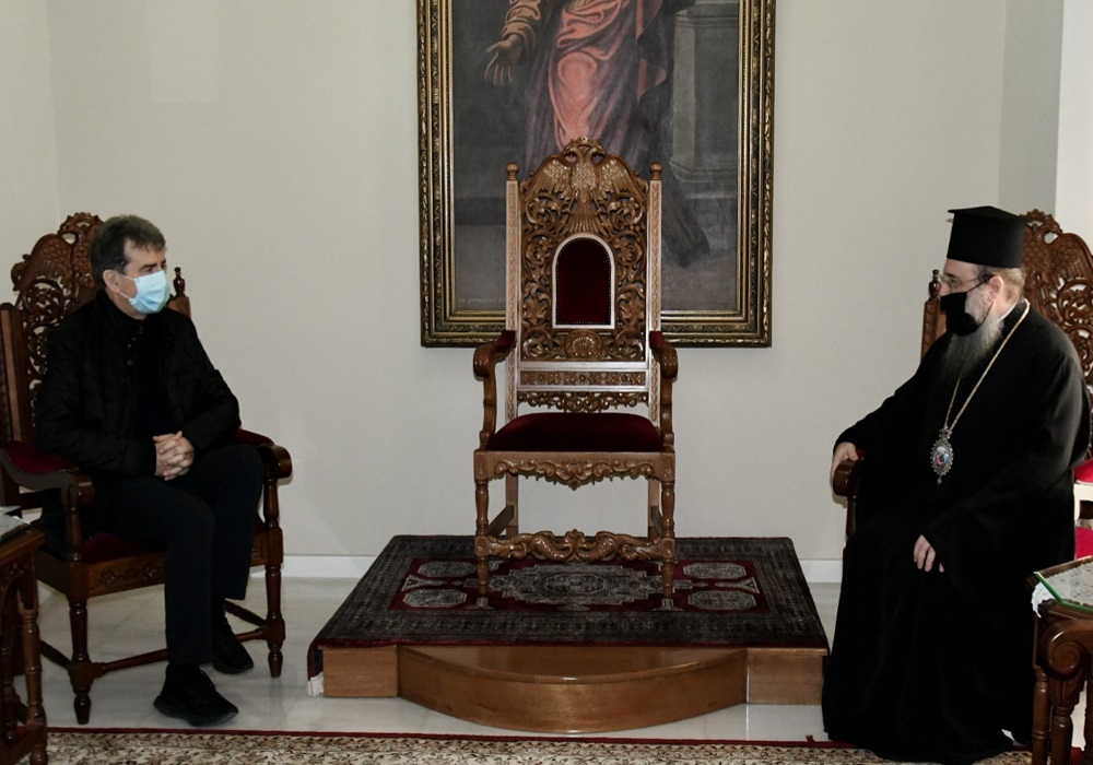 Συνάντηση του Μιχάλη Χρυσοχοΐδη με τον μητροπολίτη Πατρών Χρυσόστομο