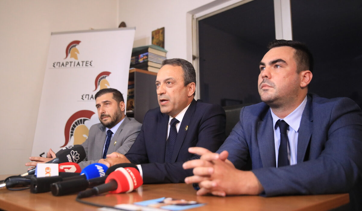 Από το 2015 οι ΣΥΡΙΖΑΙΟΙ «τουρκόφιλοι», «εθνική εξαίρεση», «εχθροί της πίστης»- Πώς να μην ανδρωθεί η ακροδεξιά;