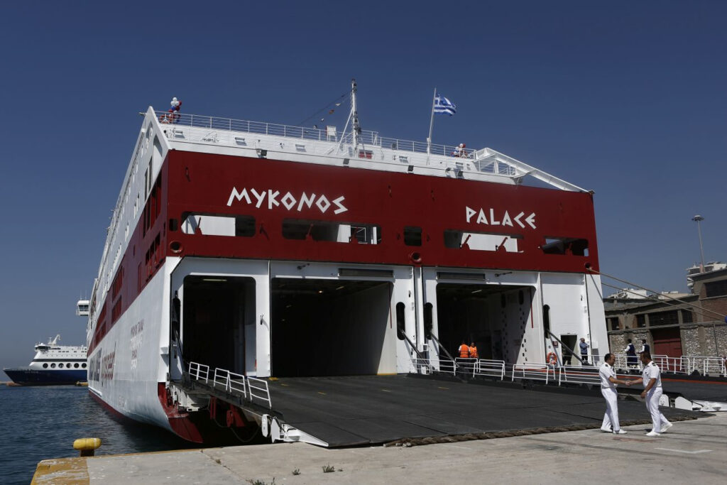 Δωρεάν οι ακτοπλοϊκές μετακινήσεις των εκλογικών αντιπροσώπων