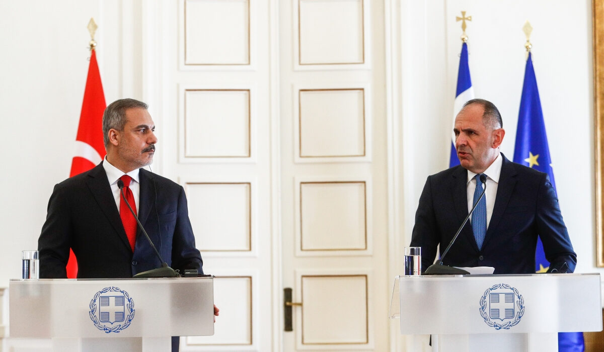 Η Αθήνα απαντά στην προαναγγελία οριοθέτησης ΑΟΖ Τουρκίας – Συρίας: Κανείς δεν νομιμοποιείται να κάνει συμφωνίες