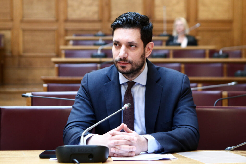 Ναύαρχος Καραδήμας: «Κύριε Μητσοτάκη, εξαφανίσετε τον Κυρανάκη από τον νεοδημοκρατικό χάρτη – Είναι πολιτικά επικίνδυνος»
