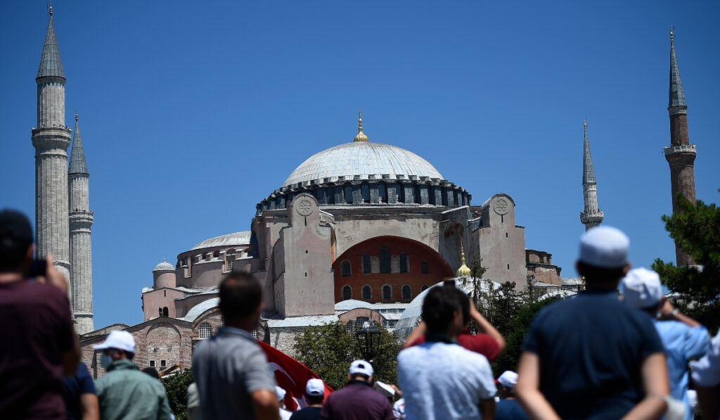 Οι Τούρκοι ψηφιοποίησαν την Αγία Σοφία – «Αν καταρρεύσει σε σεισμό μπορεί να ξαναχτιστεί ίδια»