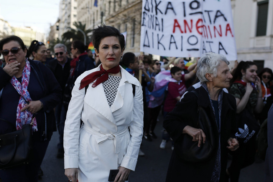 Καββαδία: Περήφανοι για τα δικαιωματικά σ/ν, έπονται γάμος ομοφύλων & παιδοθεσία