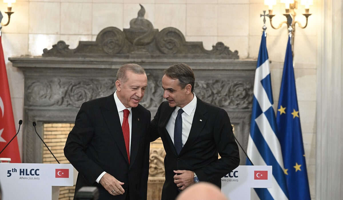 Μορατόριουμ Μητσοτάκη – Ερντογάν με «γκρίζα ζώνη» τη μειονότητα της Θράκης