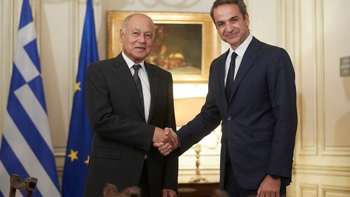 Συνάντηση Κυριάκου Μητσοτάκη με τον ΓΓ του Αραβικού Συνδέσμου