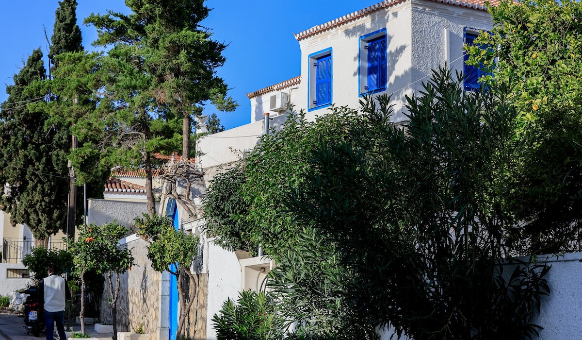 ΣΥΡΙΖΑ: Δεύτερη ημέρα η «σύνοδος των Σπετσών» στο σπίτι του Κασσελάκη (εικόνες, βίντεο)