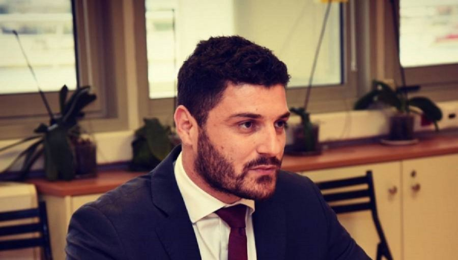 Διονύσης Τεμπονέρας: H efood και ο νόμος Χατζηδάκη