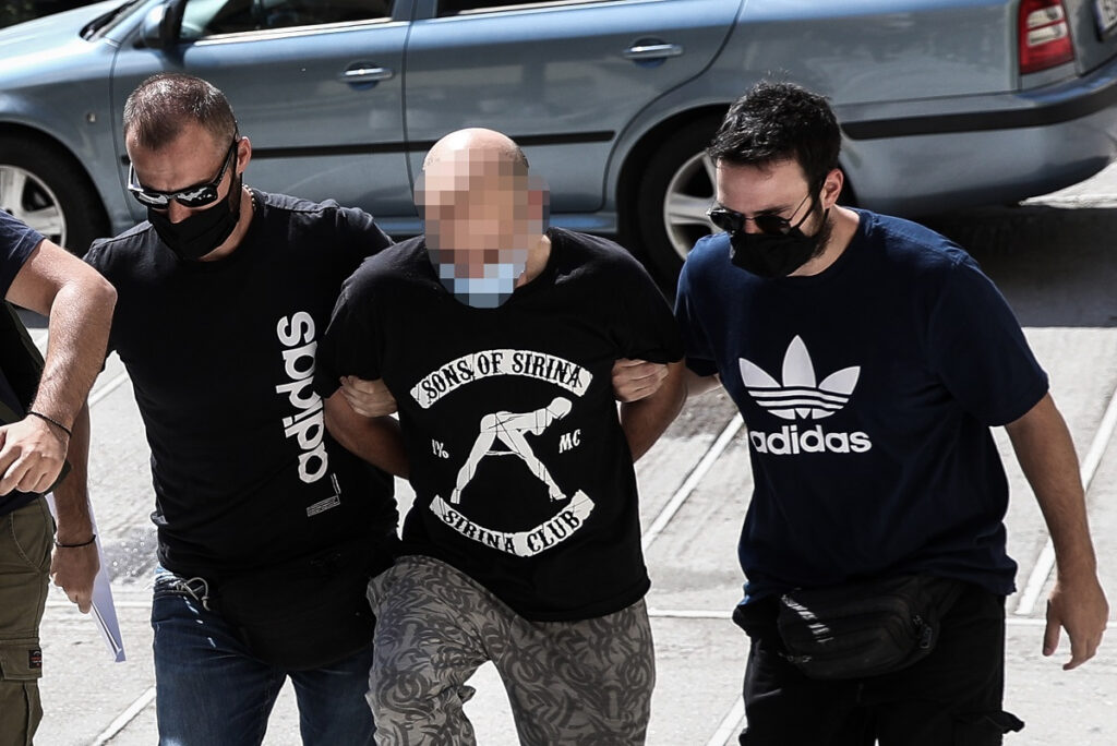 Ηλιούπολη: Απελευθερώθηκε και άλλη κοπέλα από τα διαμερίσματα – κολαστήρια του κυκλώματος