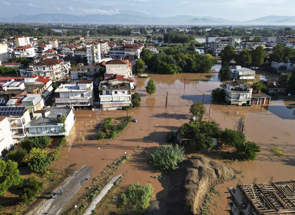 Κλειστά όλα τα σχολεία σε Καρδίτσα, Τρίκαλα, Μαγνησία, Λάρισα και Σποράδες