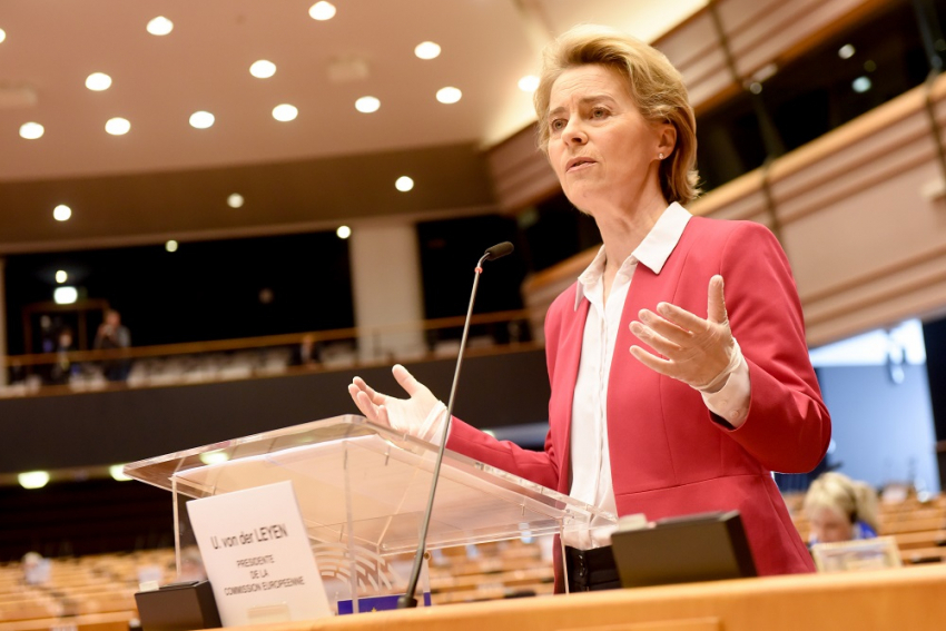 Κομισιόν: Υπό όρους η χρηματοδότηση από το Ταμείο Ανάκαμψης