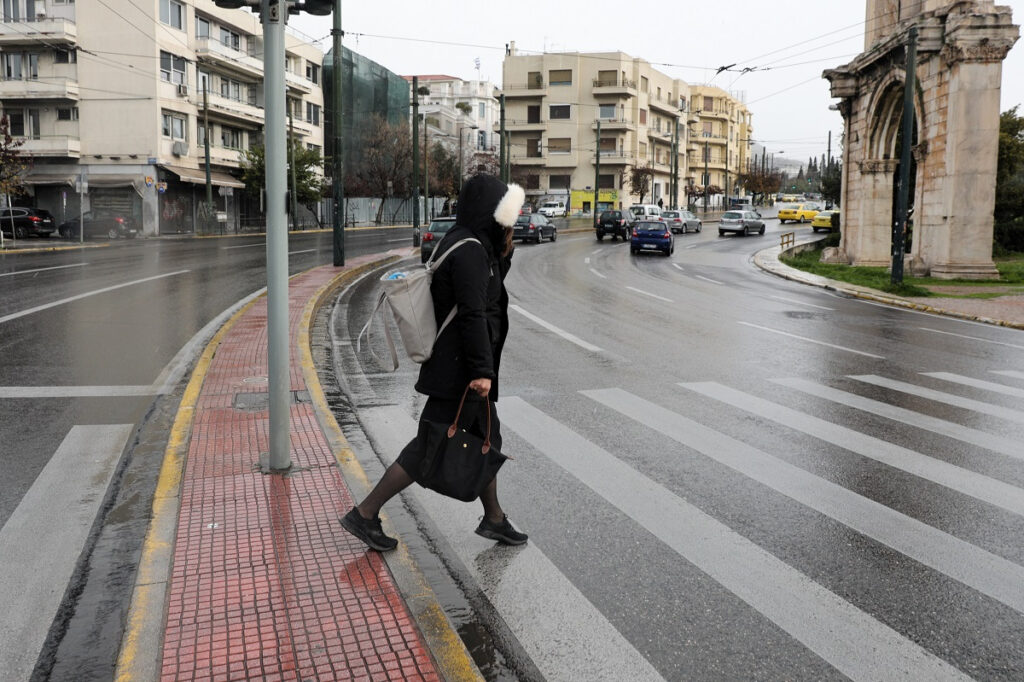 Κακοκαιρία: Η πρώτη μέρα με κρύο στην Αθήνα – Νέα πρόγνωση