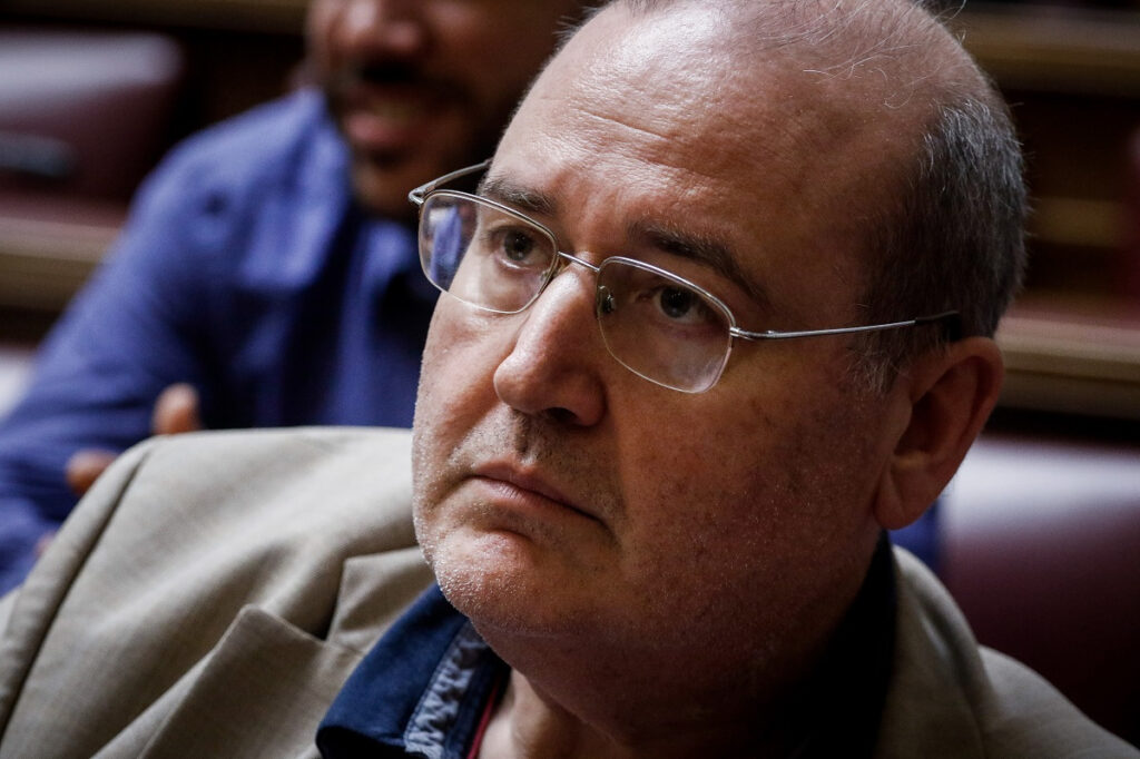 Νίκος Φίλης στο iEidiseis: Η κυβέρνηση της ΝΔ δεν θα πέσει αν δεν την ρίξουμε!
