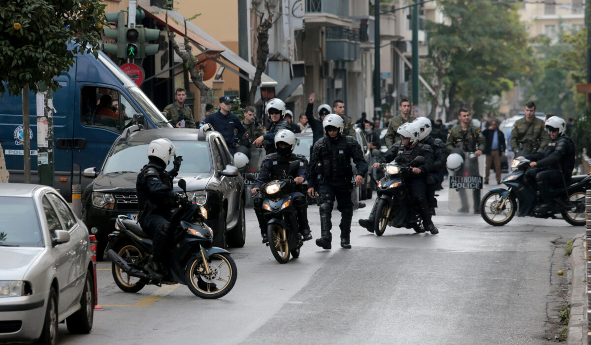 Οι λόγοι πίσω από την εφαρμογή του δόγματος «νόμος και τάξη» από την κυβέρνηση