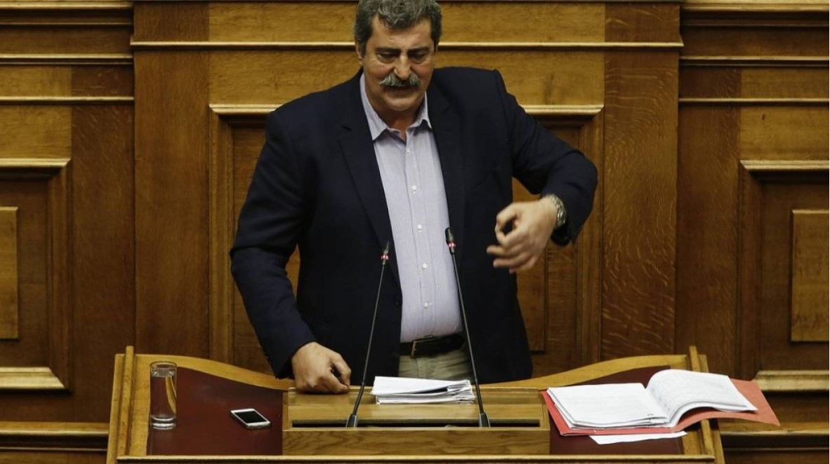 Η «προκήρυξη» δημοσιογράφων δεν συνάδει με καμία δημοκρατική αξία…