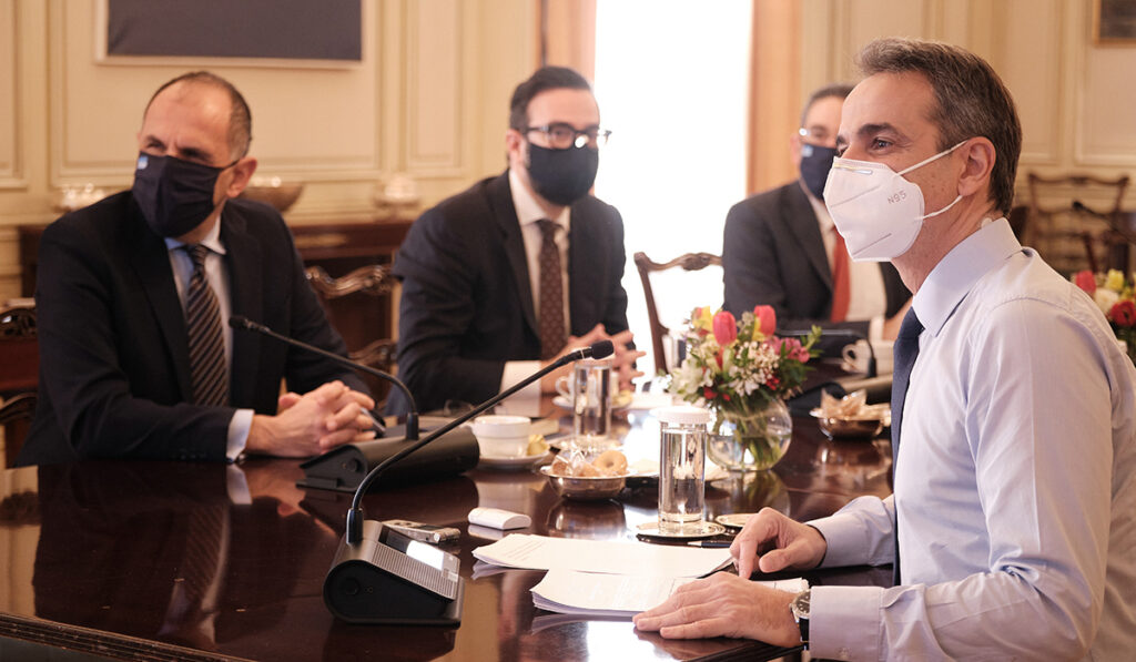 «Καμπανάκι» Μητσοτάκη για εστίες μετάδοσης στη διασκέδαση – Έρχονται έλεγχοι και κυρώσεις