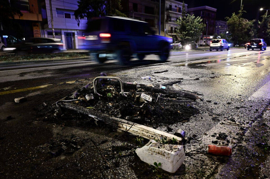 Λεωφόρος Μεσογείων: Κανονικά η κυκλοφορία – Έληξε η διαμαρτυρία από Ρομά