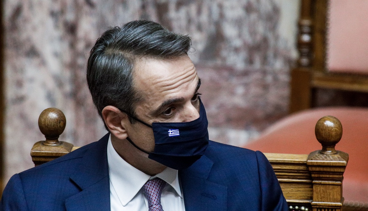 Κυριάκος Μητσοτάκης: Κορδόνια