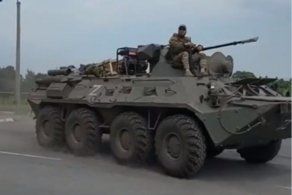 Φάλαγγες Τσετσένων με τεθωρακισμένα πλησιάζουν το Ροστόφ – Δείτε βίντεο