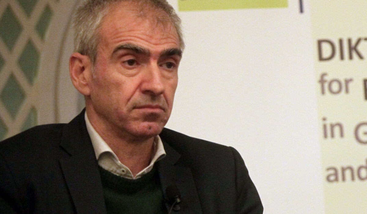 Νίκος Μαραντζίδης: Η μοναξιά του αντιφρονούντος