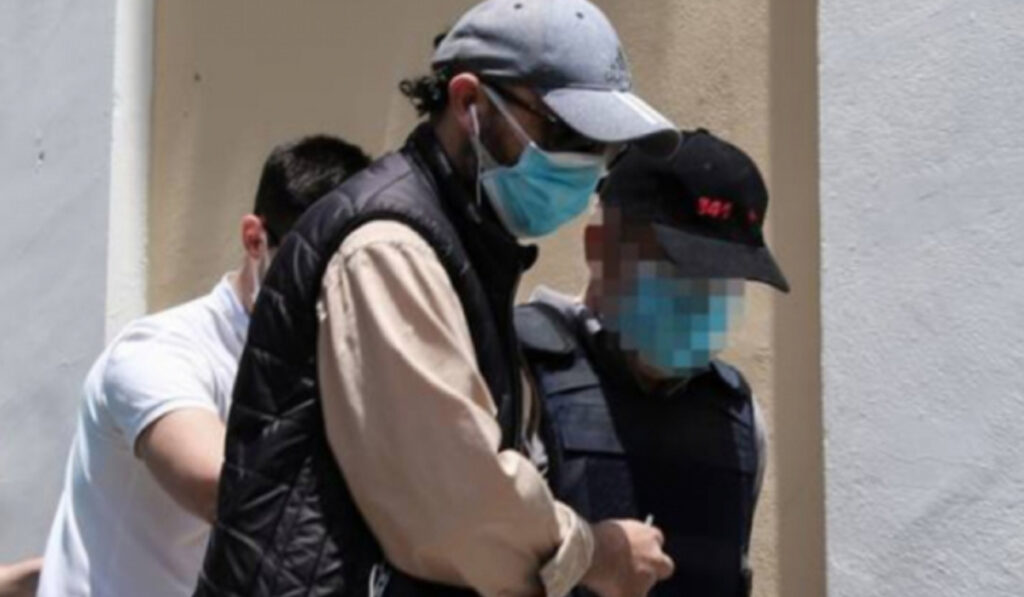Δίκη ψευτογιατρού: «Λες και ήθελε να τον βλέπει να αργοπεθαίνει», κατέθεσε η χήρα 46χρονου καρκινοπαθούς