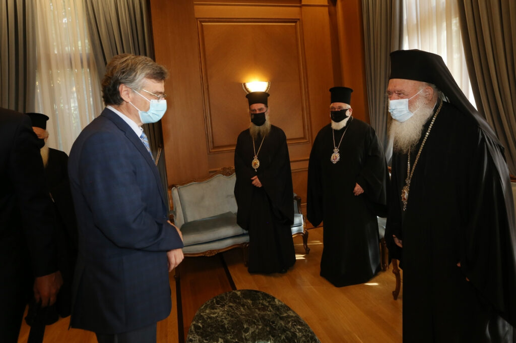 Αθηναγόρας: Στην Εκκλησία δεν θα χωρίσουμε τους ανθρώπους σε εμβολιασμένους και μη