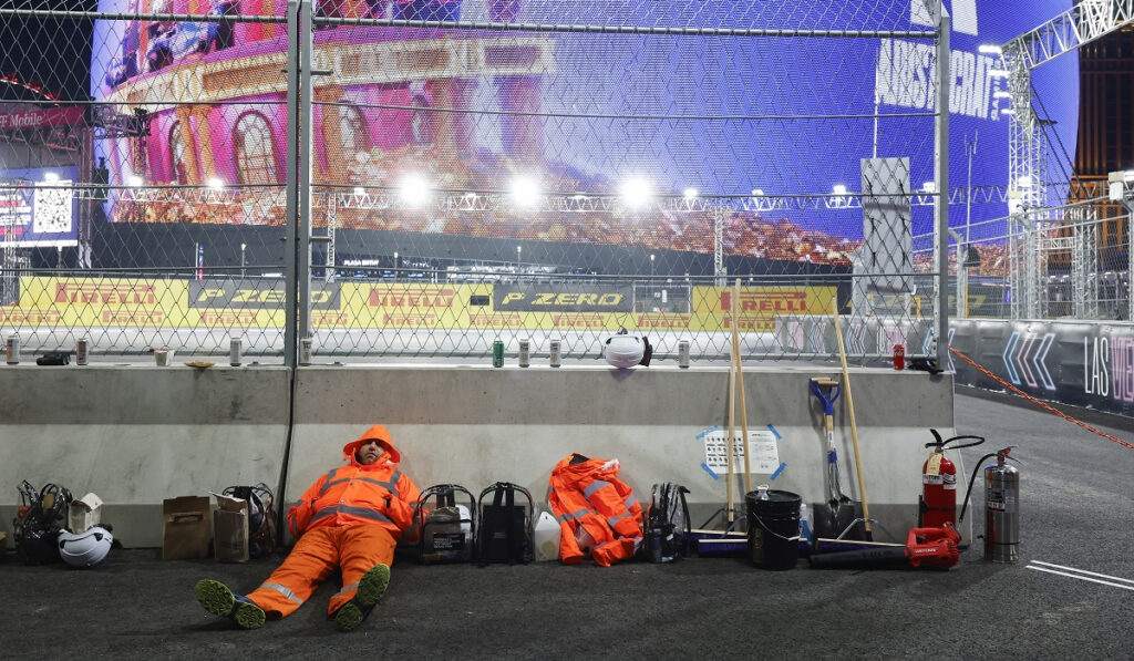 F1 Λας Βέγκας: Έδιωξαν τους θεατές για να φτιάξουν την πίστα – Ξάγρυπνοι οι εργάτες