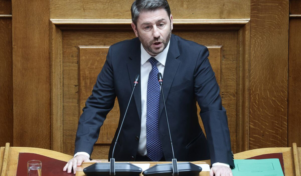 Τα κρίσιμα ερωτήματα του Ανδρουλάκη…