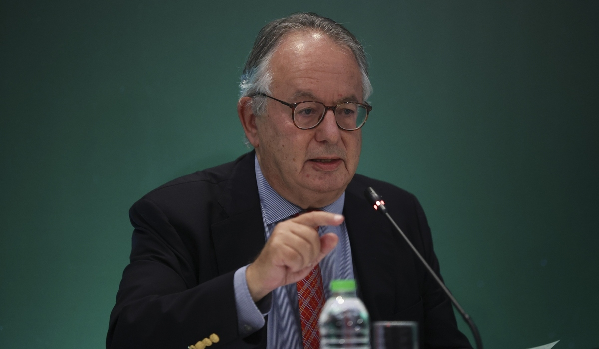 Υποκλοπές: Ο Αλιβιζάτος βρήκε τον αίτιο: Παυλόπουλος!