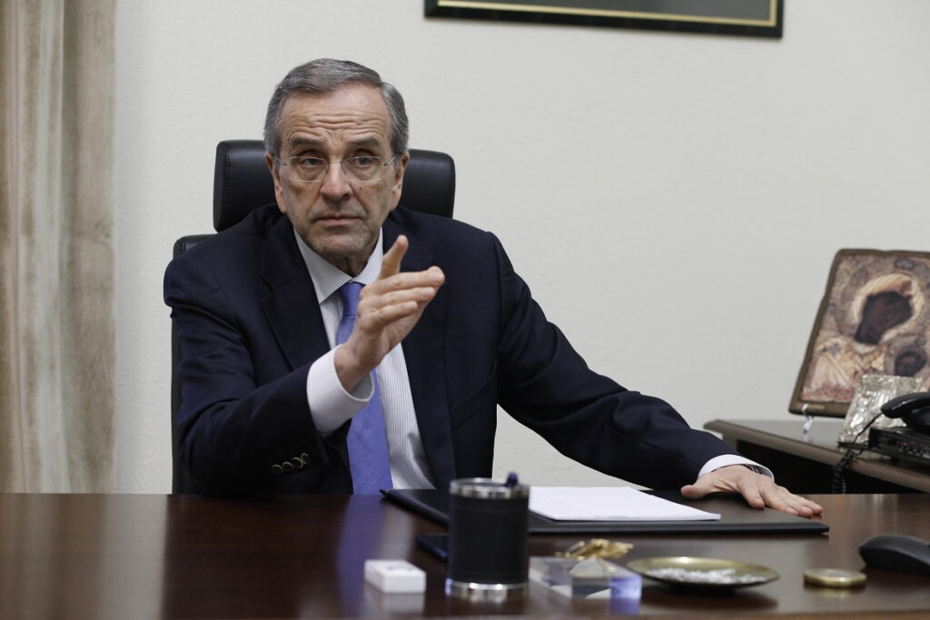 Αντώνης Σαμαράς: Κουδούνια