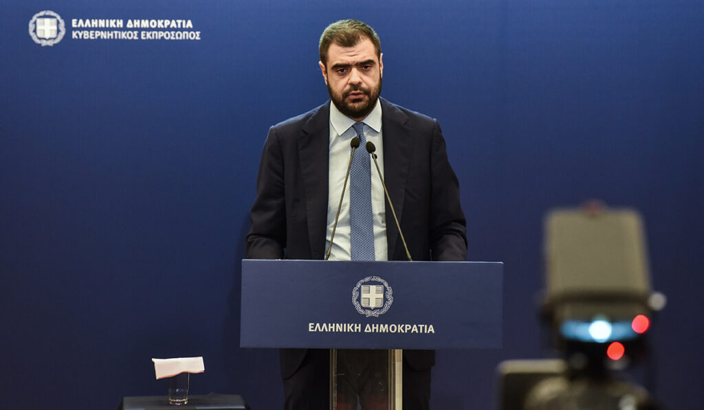 Μαρινάκης: Ο Τσίπρας έκανε πολιτική στα τρακτέρ, ο Κασσελάκης κάνει με γαλότσες και φτυάρια