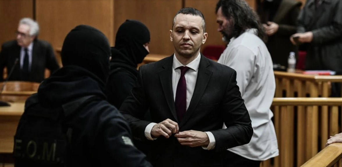 Ηλίας Κασιδιάρης: Πήρε άδεια από τις φυλακές για να ορκιστεί δημοτικός σύμβουλος