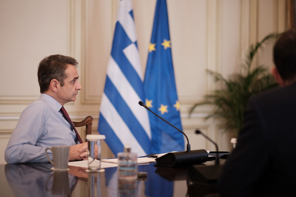 Μητσοτάκης: Παρακολουθούμε την υγεία μας, παραμένουμε ενημερωμένοι