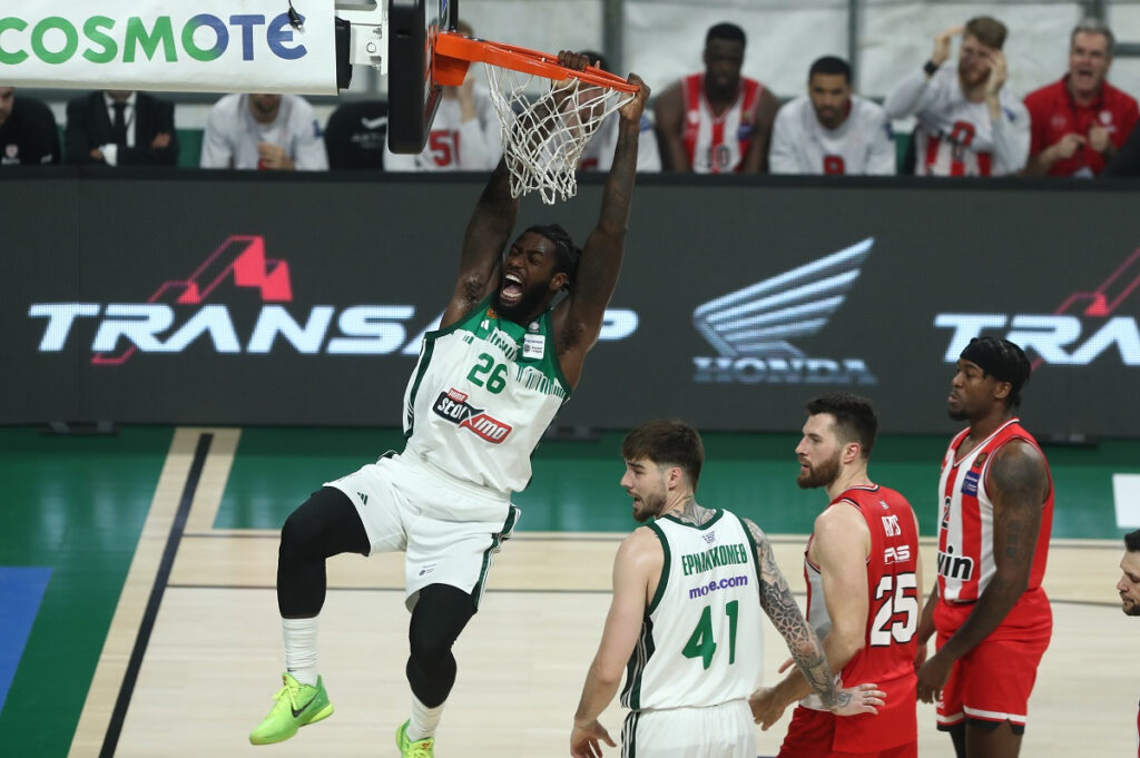 ΠΑΟ – Ολυμπιακός 77-71: «Καθάρισε» με νίκη θρίλερ στο ΟΑΚΑ (Βίντεο)