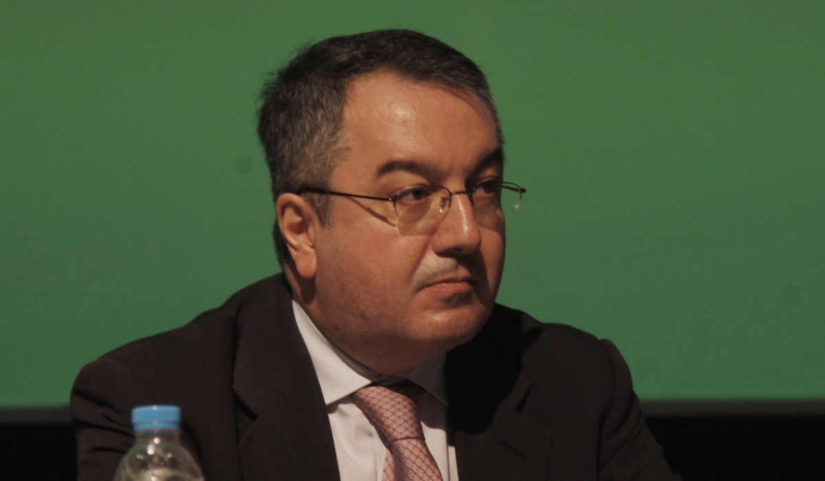 Ηλίας Μόσιαλος: «Με ΠΑΣΟΚ Χριστούγεννα στην Μποτσουάνα πηγαίνατε μόνο για σαφάρι»