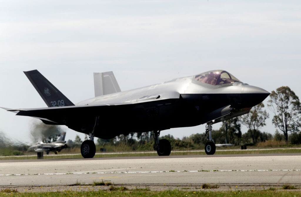 F-35: Επιστολή αποδοχής για 20 μαχητικά στέλνει η Αθήνα στην Ουάσινγκτον – 3,5 δισ. ευρώ το κόστος