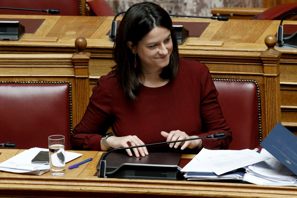 Κεραμέως προς υποψηφίους πανελληνίων: Τίποτα δεν θα σταθεί εμπόδιο στο μέλλον που ανοίγεται μπροστά σας