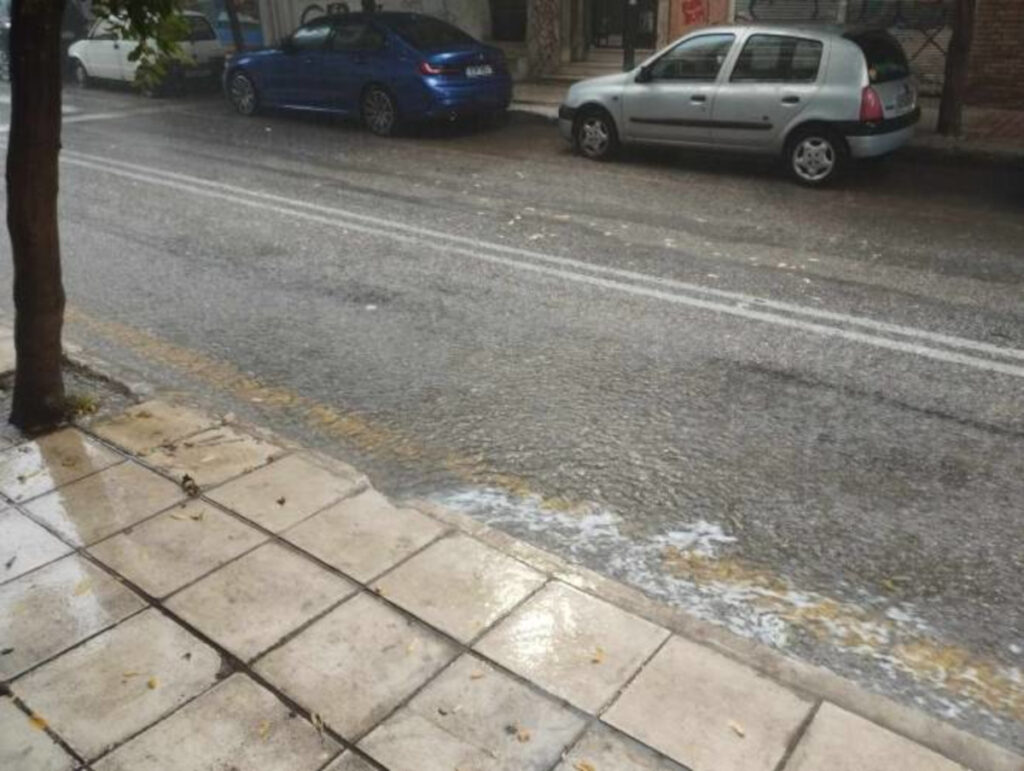 Σάρωσε την Αχαΐα η κακοκαιρία: Χαλάζι, κλειστοί δρόμοι από κατολισθήσεις και διακοπές ρεύματος
