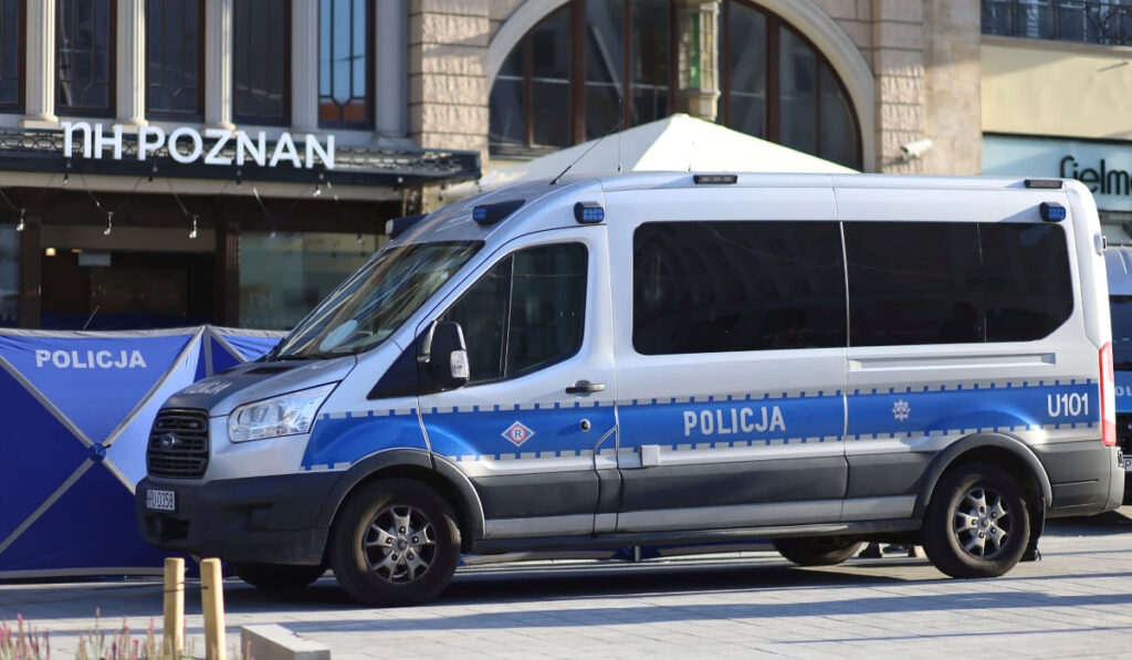 Σοκ στην Πολωνία: 54χρονος είχε σχέση με την κόρη του – Βρήκαν τρία νεκρά παιδιά στο σπίτι τους