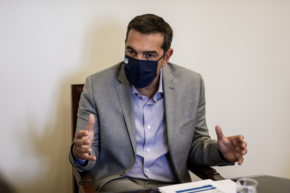 Τσίπρας για Πολάκη: Λάθος το μήνυμα να μη τηρεί τα μέτρα ο κόσμος
